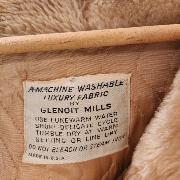Vintage Glenoit Mills faux fur coat - Picture 10 of 10